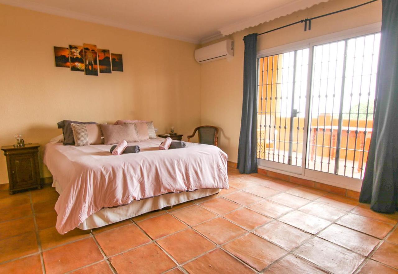 Tess Villa La Favorita Alhaurín de la Torre Exteriör bild